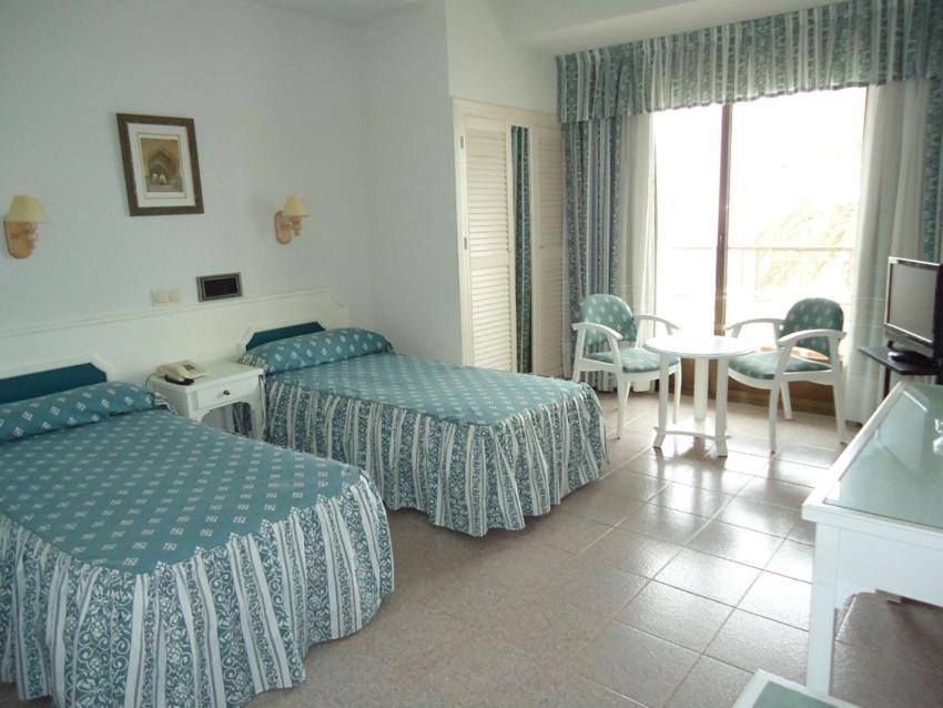 Hotel Conchas 2*